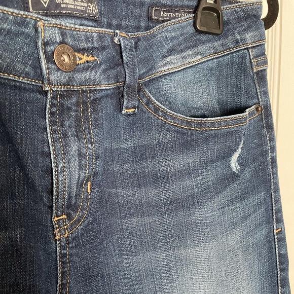 ❤️Host Pick ❤️ Guess 1981 Blue Denim Brittney Skinny Jeans - Picture 7 of 12